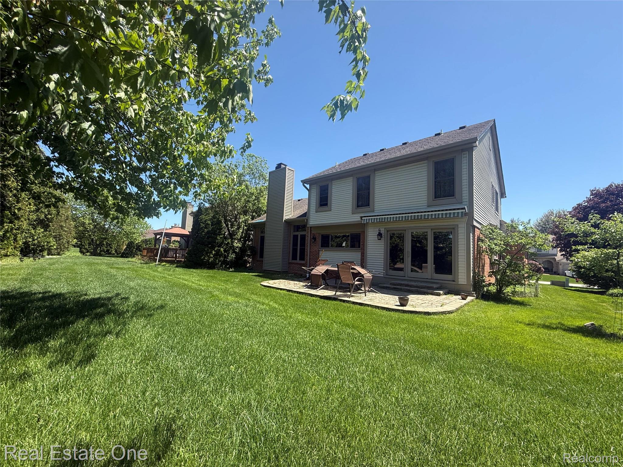 3328 PRIMROSE Drive