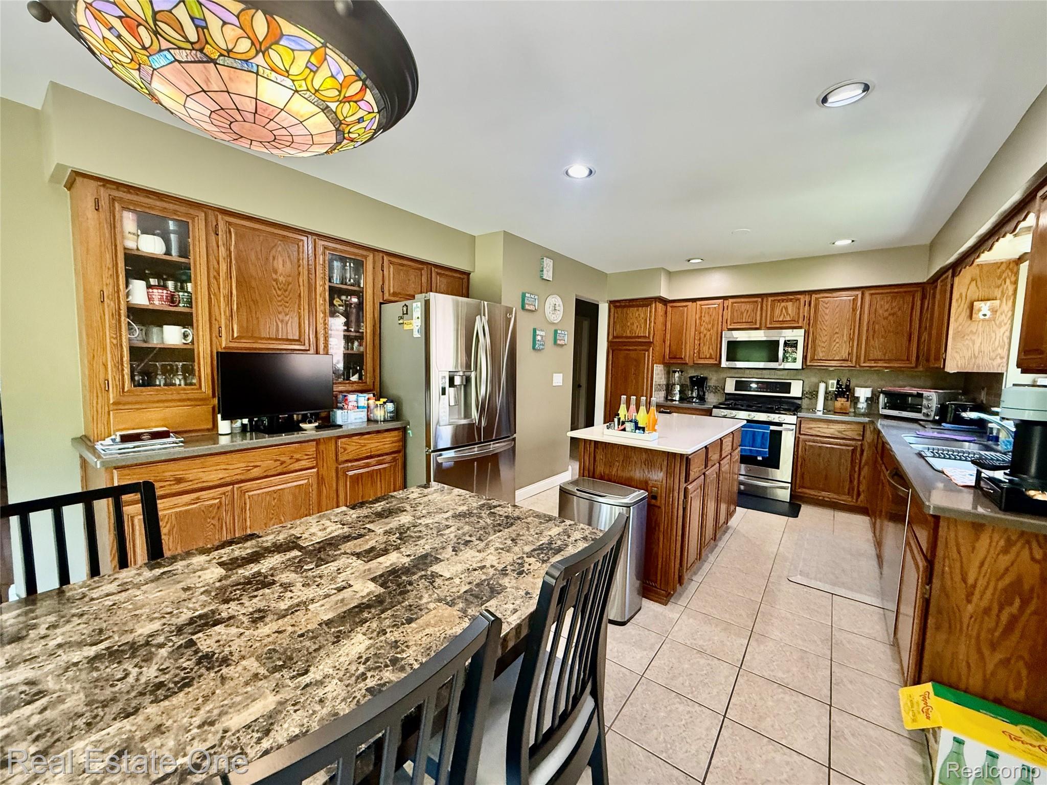 3328 PRIMROSE Drive