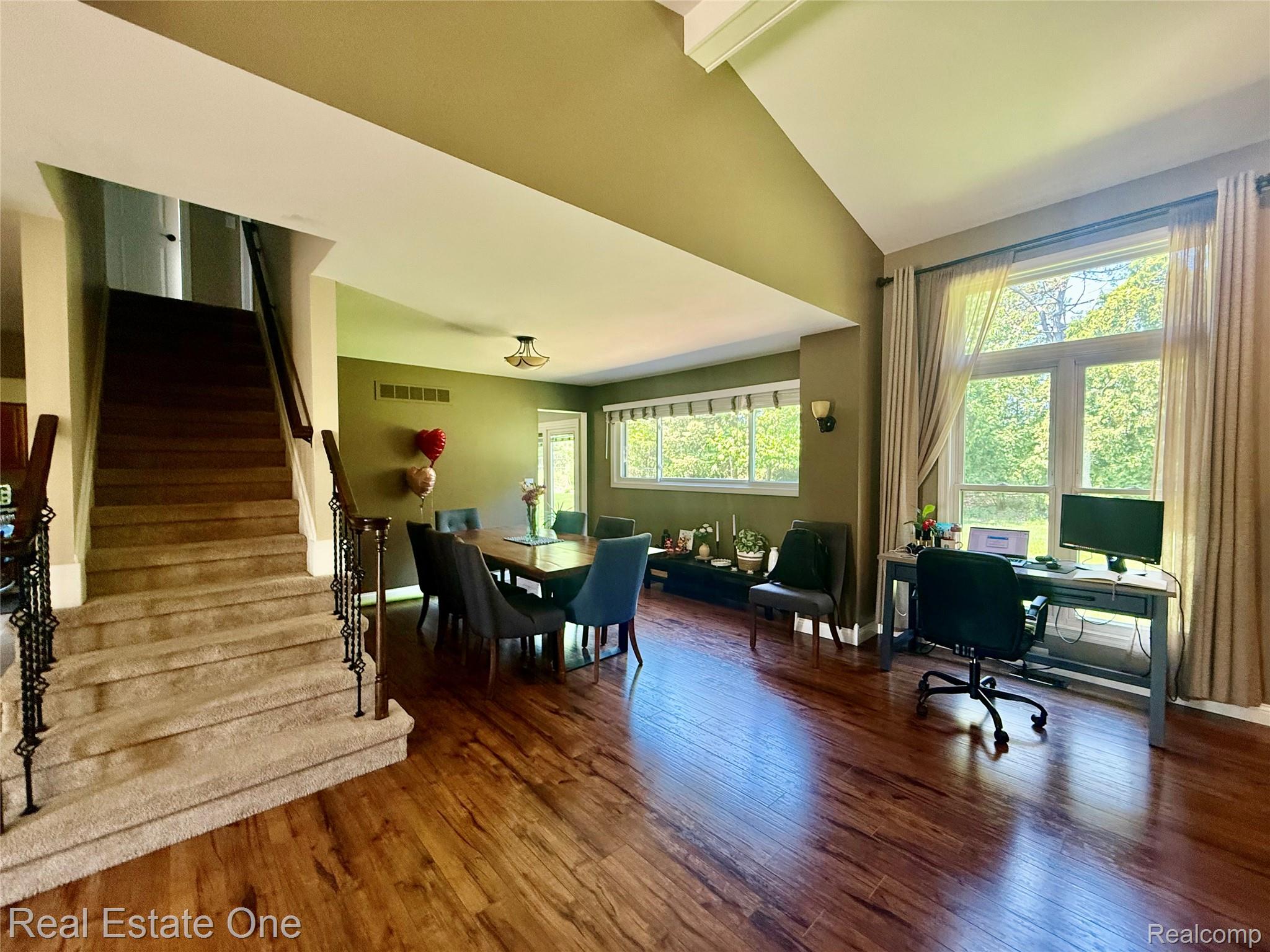 3328 PRIMROSE Drive