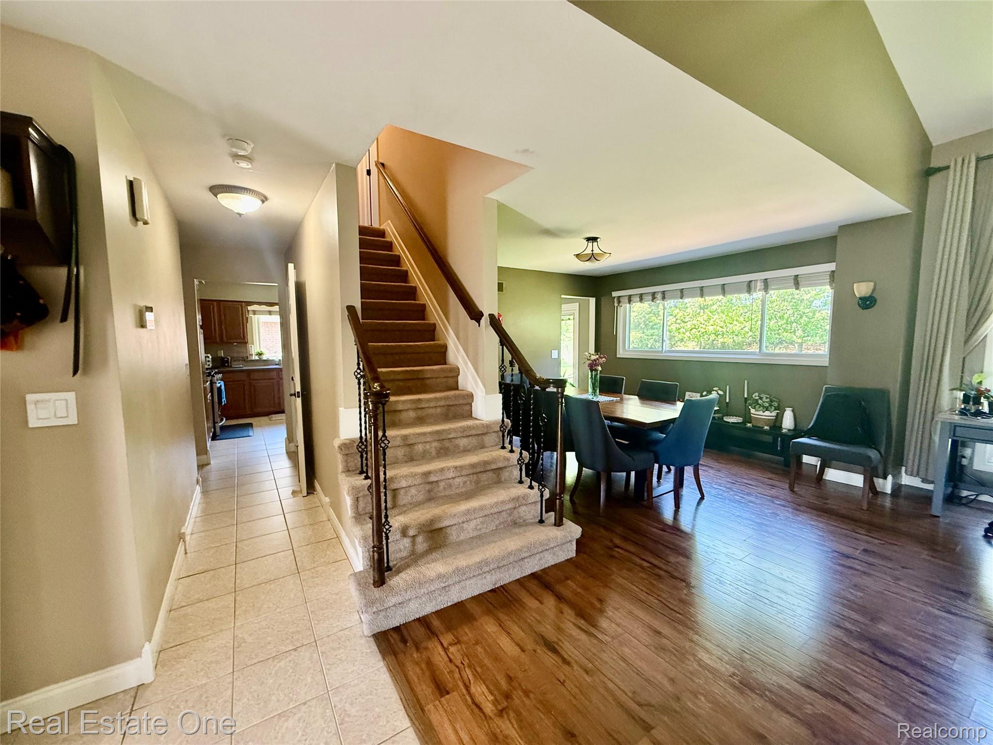 3328 PRIMROSE Drive