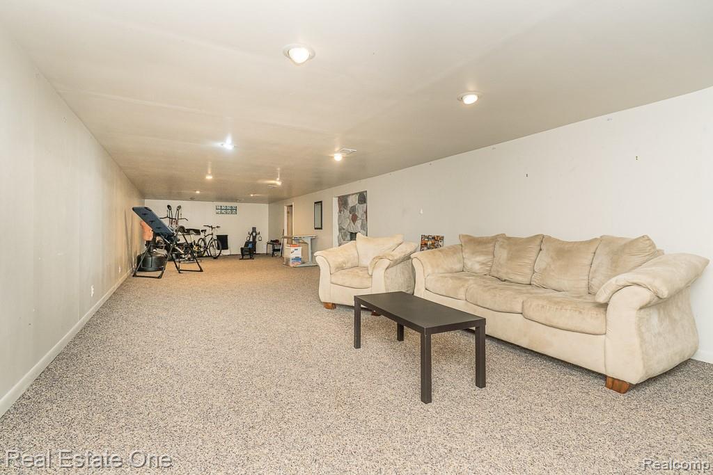 241 E Gunn Road