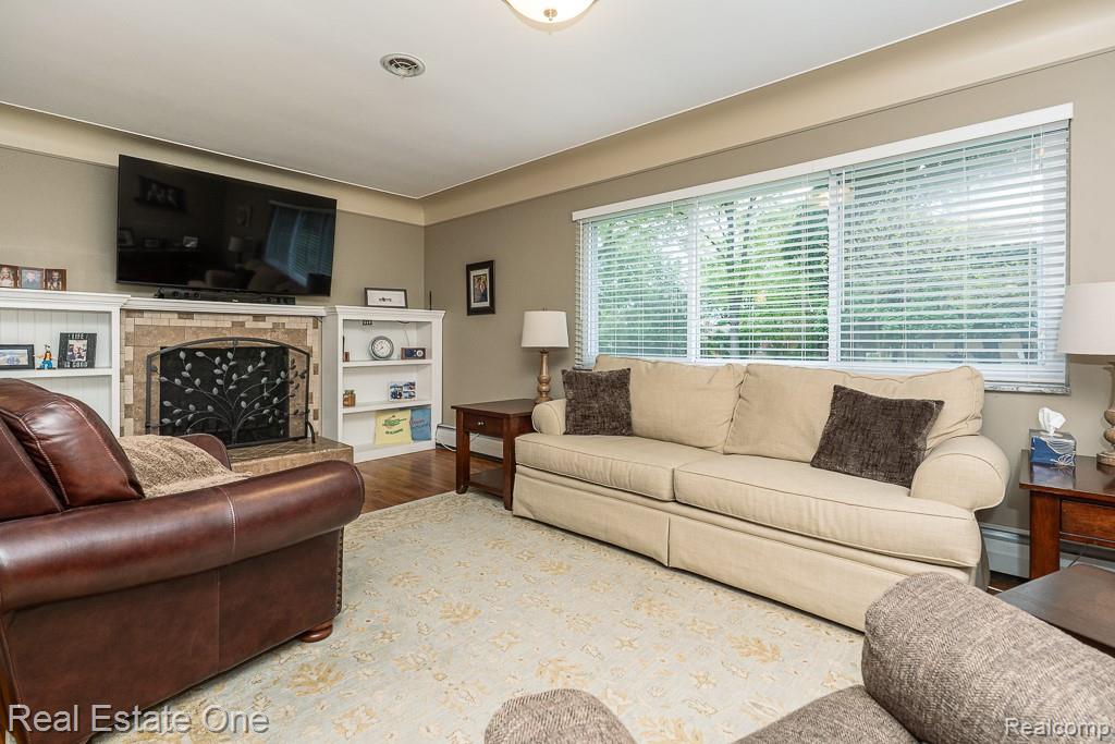 53216 Bruce Hill Drive