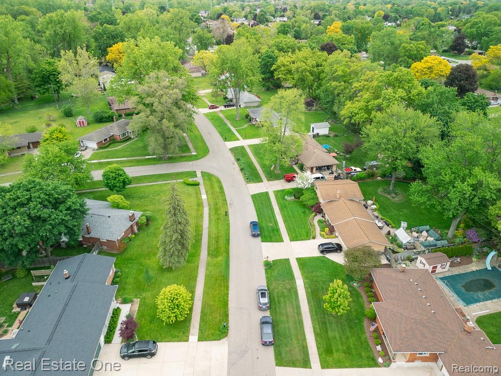 53216 Bruce Hill Drive