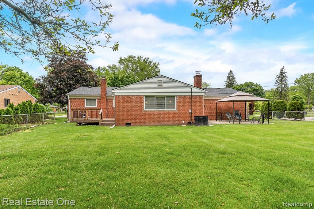 53216 Bruce Hill Drive