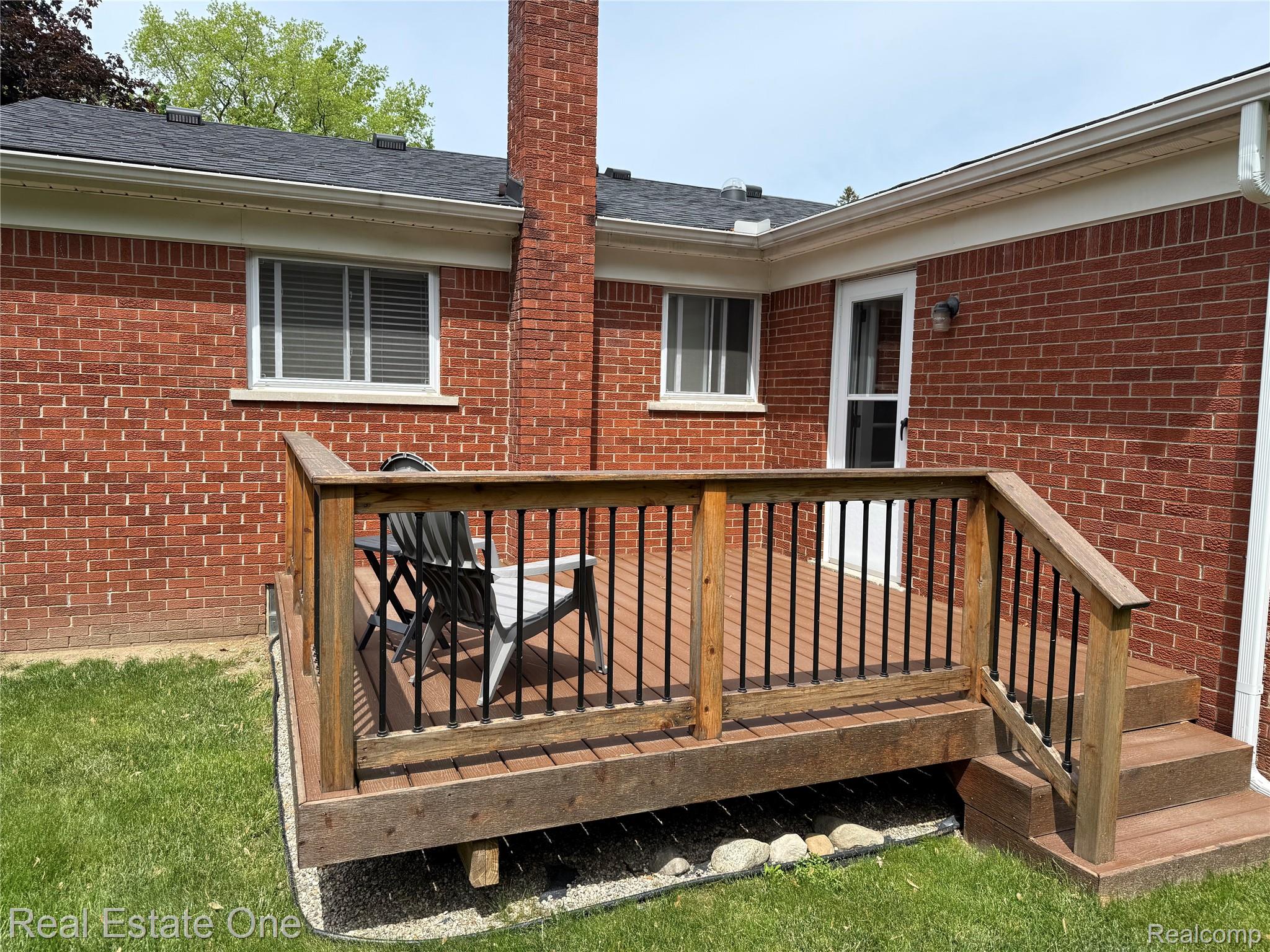 53216 Bruce Hill Drive