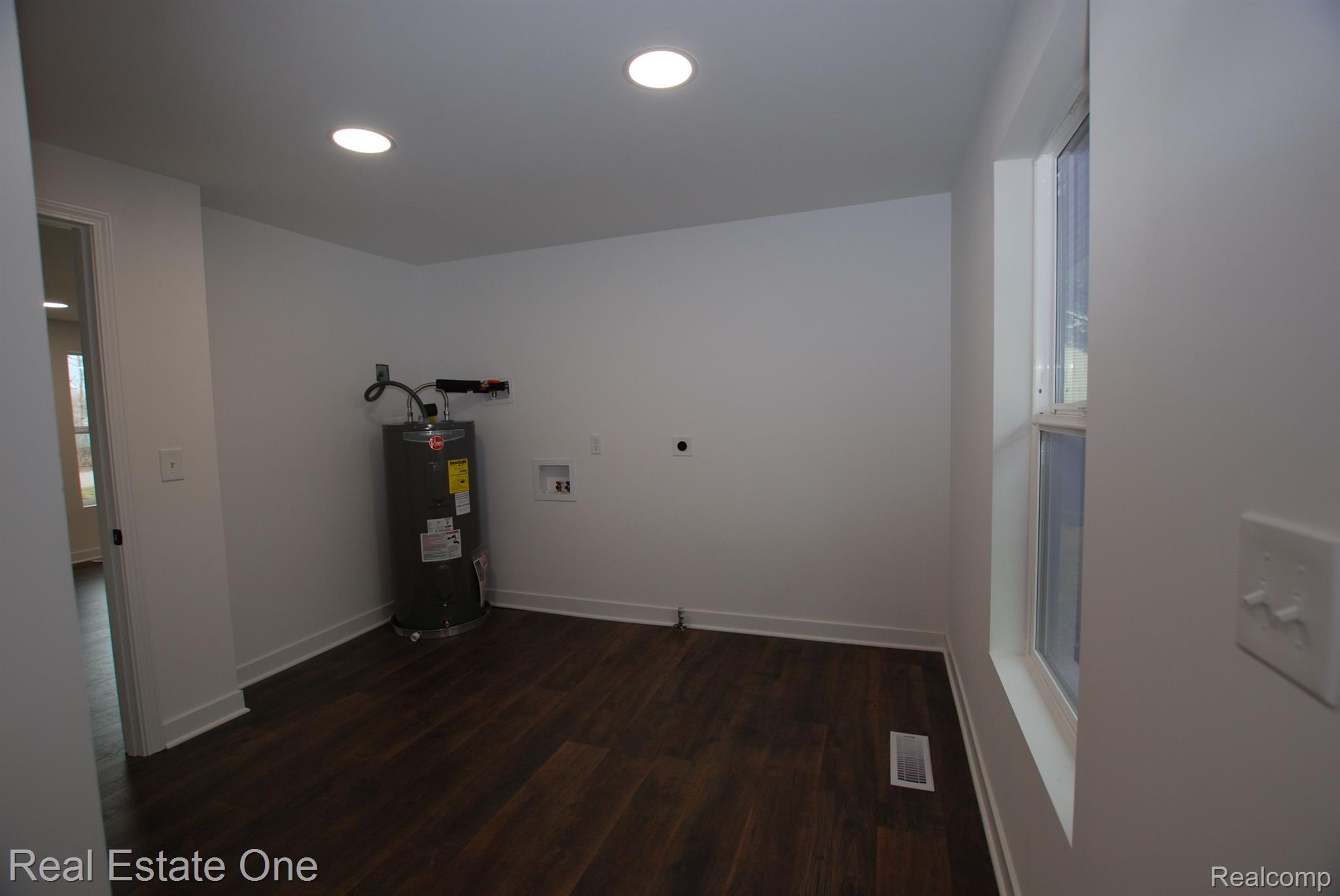 12357 RAYMOND Drive