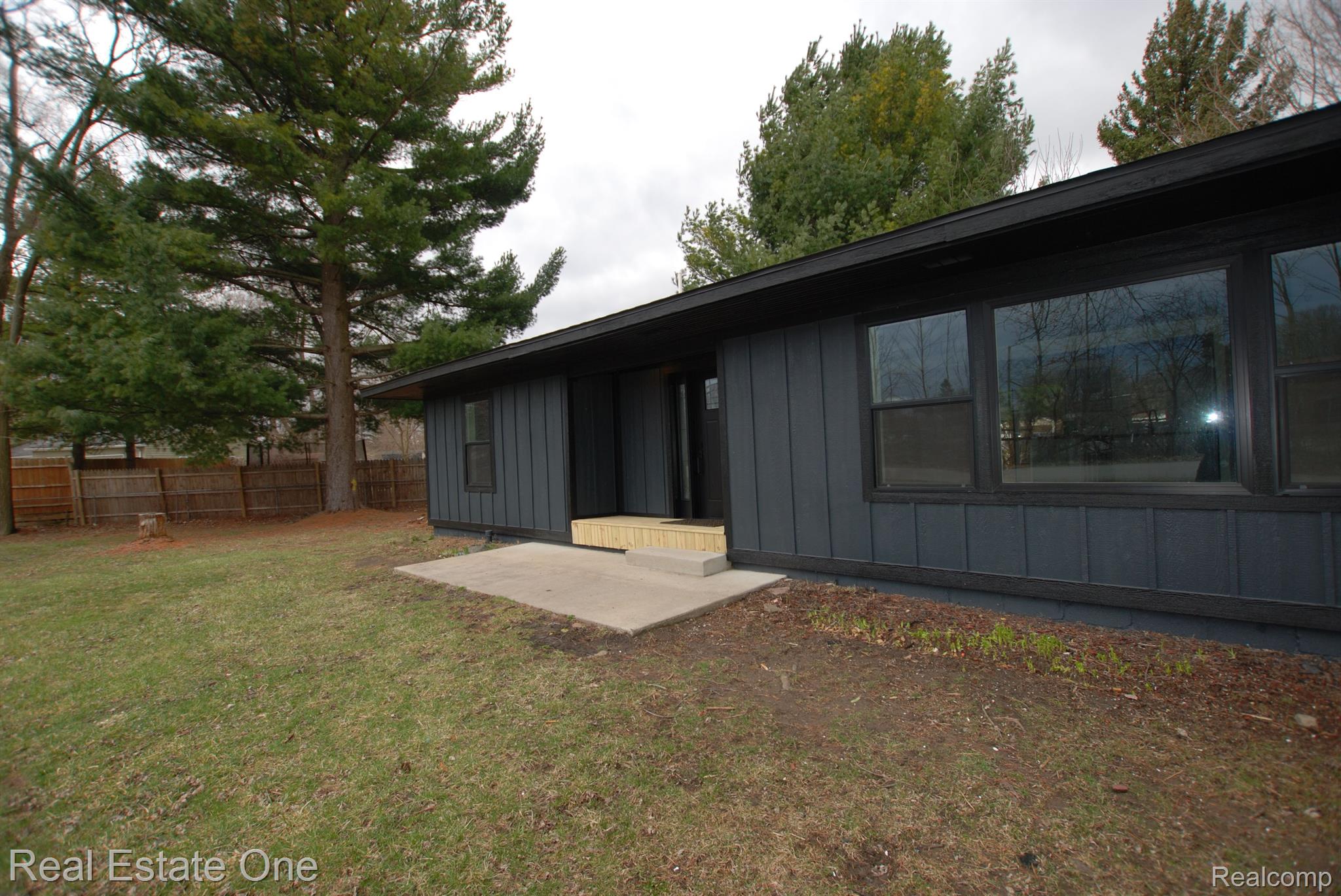 12357 RAYMOND Drive
