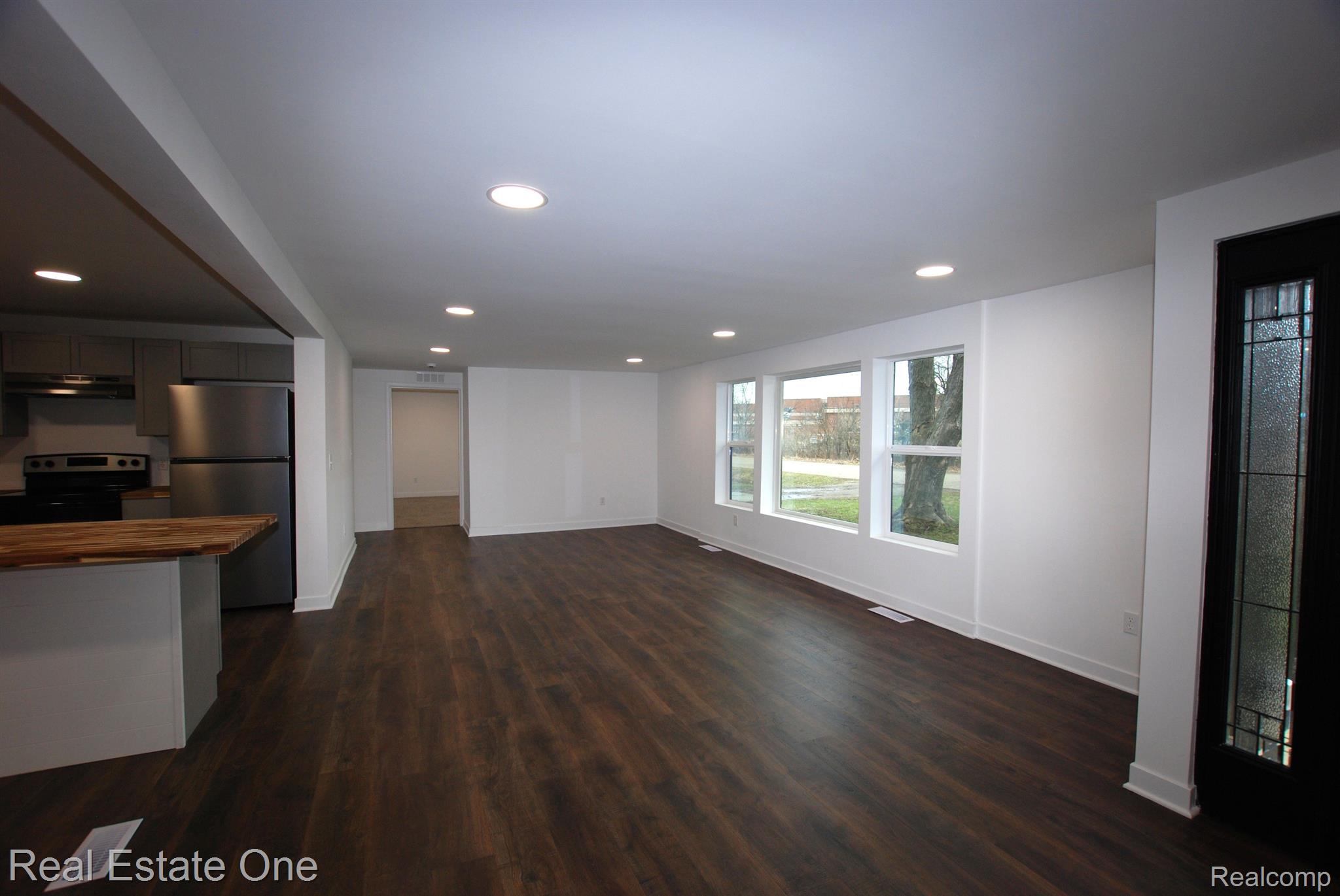 12357 RAYMOND Drive