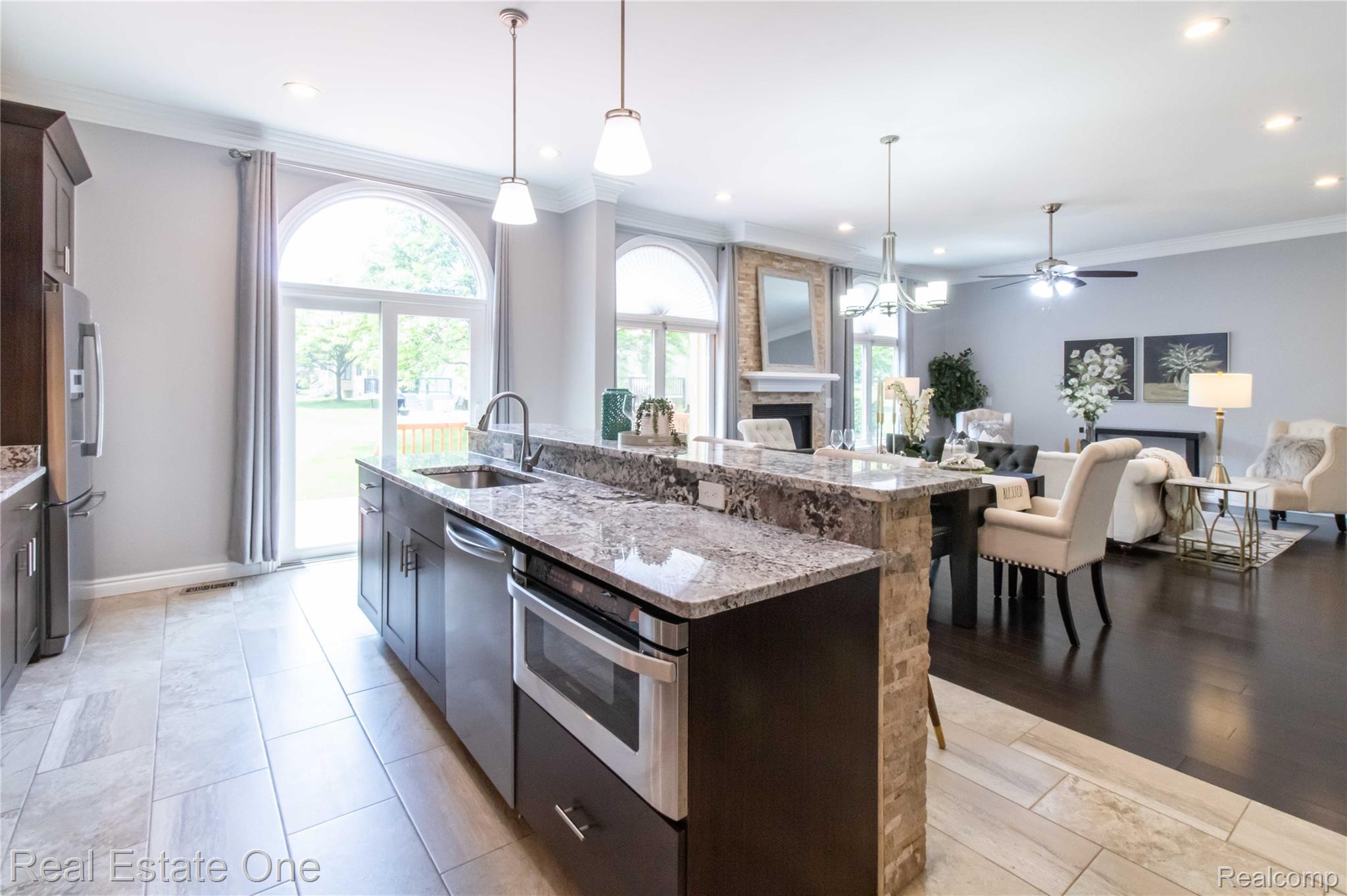2157 Crystal Drive