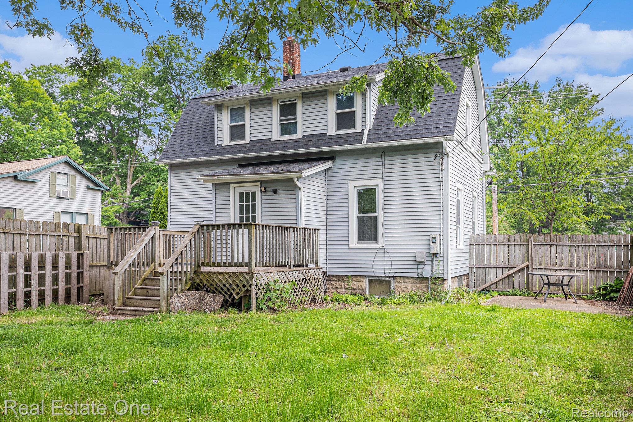 205 School Street