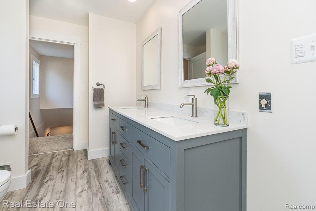 2200 Fernlock Drive