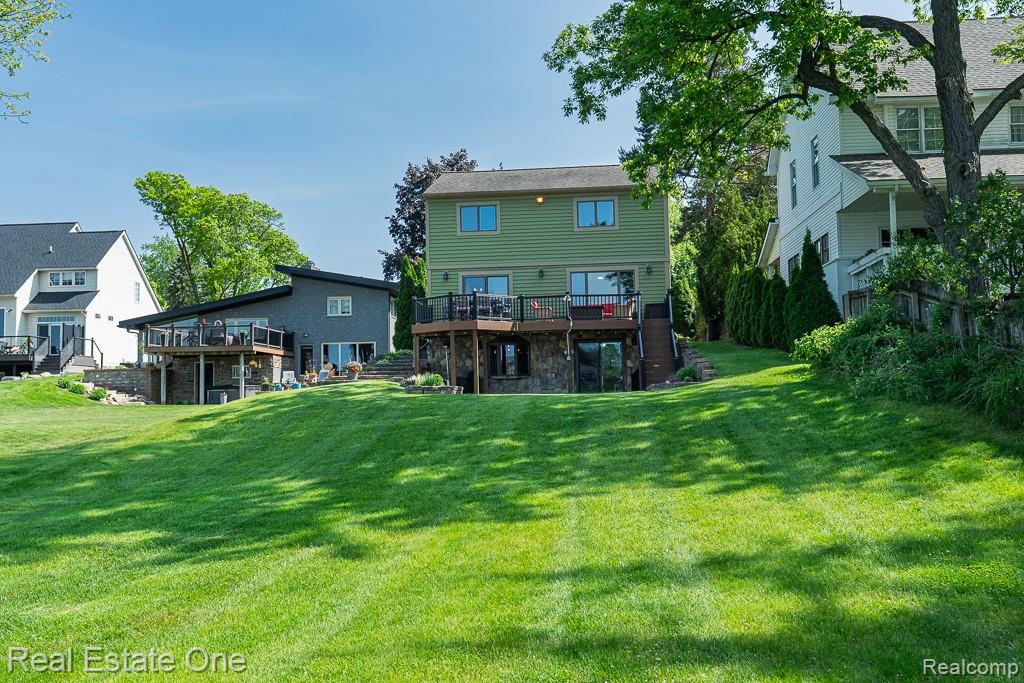 2200 Fernlock Drive