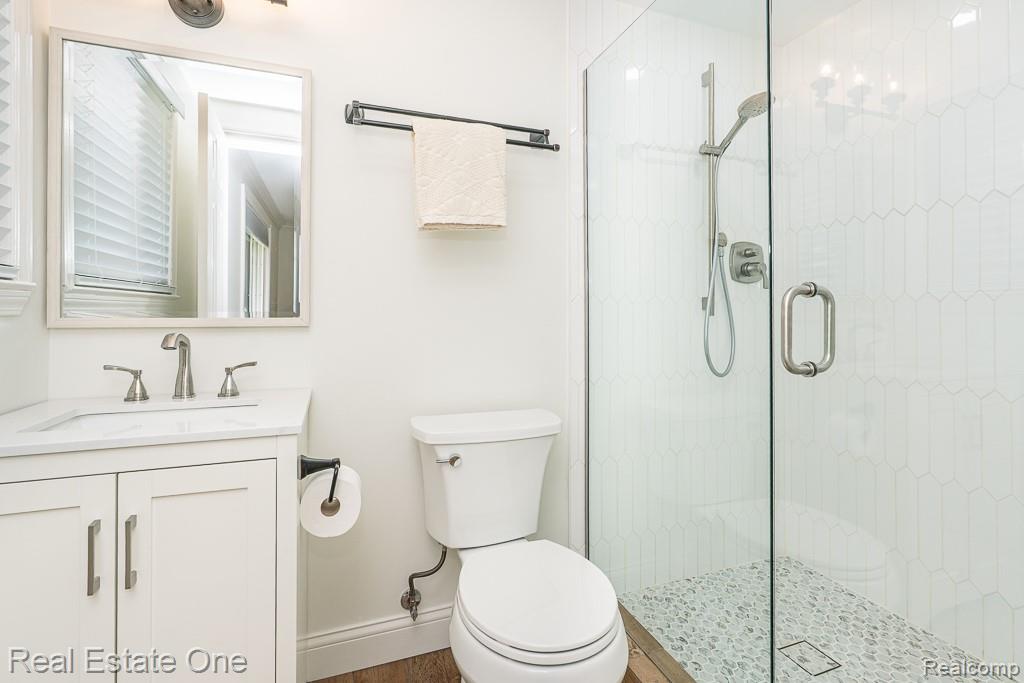 914 Dressler Lane