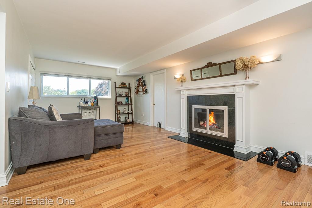 52598 Belle Vernon