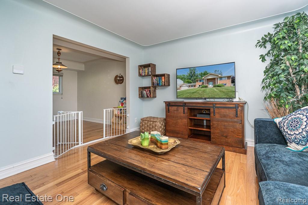 52598 Belle Vernon