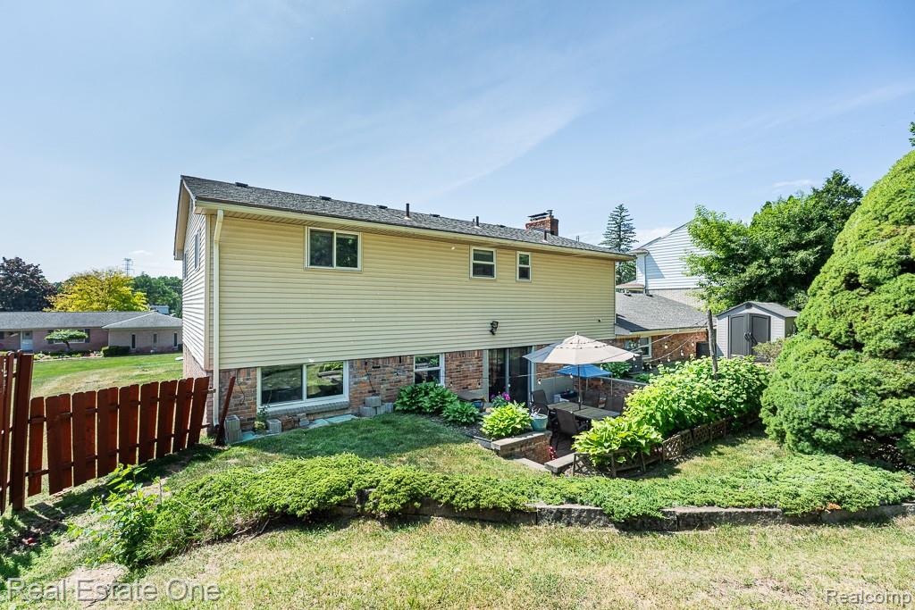 52598 Belle Vernon
