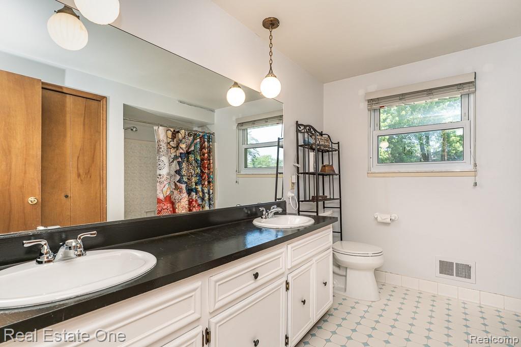 52598 Belle Vernon