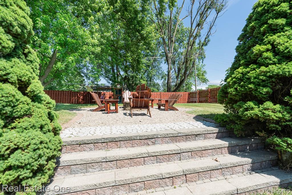 52598 Belle Vernon