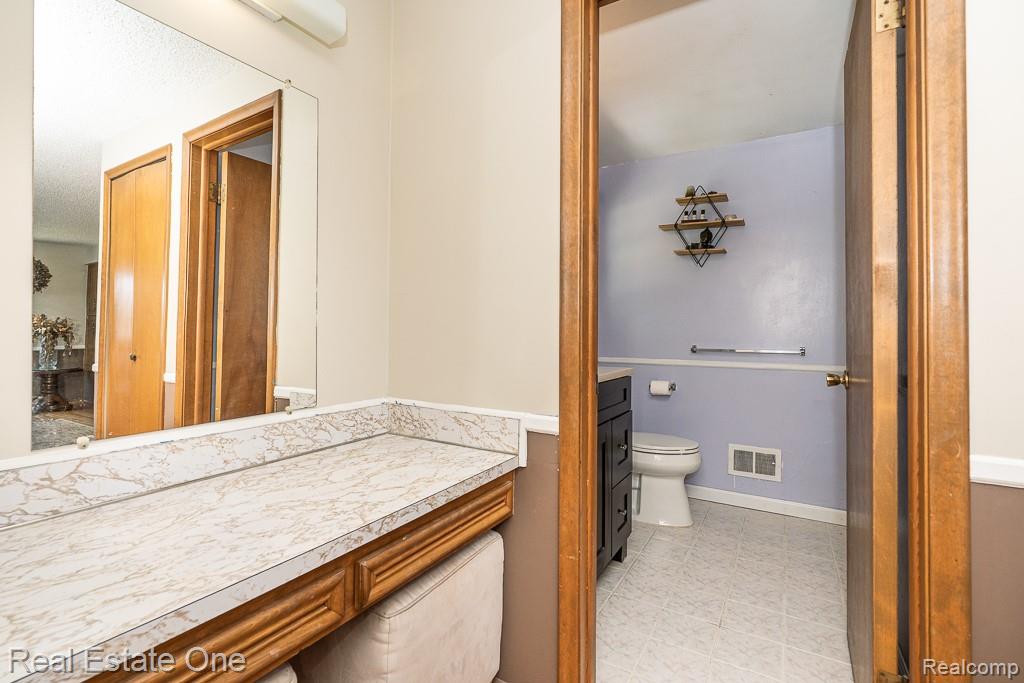 52598 Belle Vernon