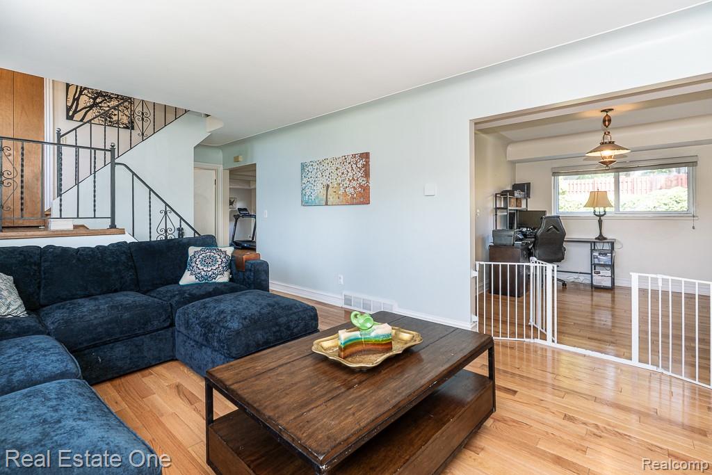52598 Belle Vernon