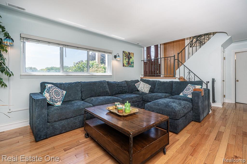 52598 Belle Vernon