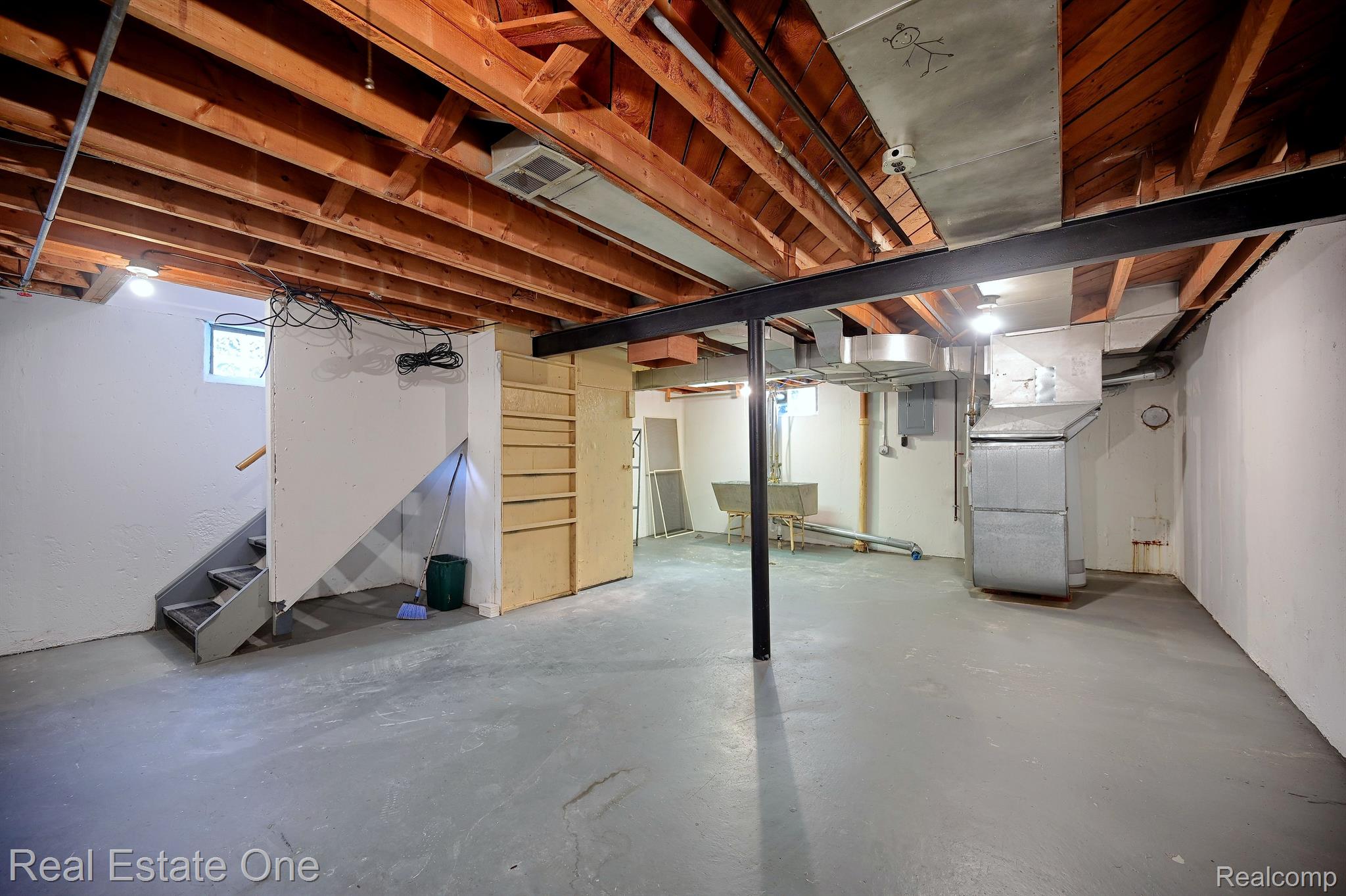 2707 OLIVER Road