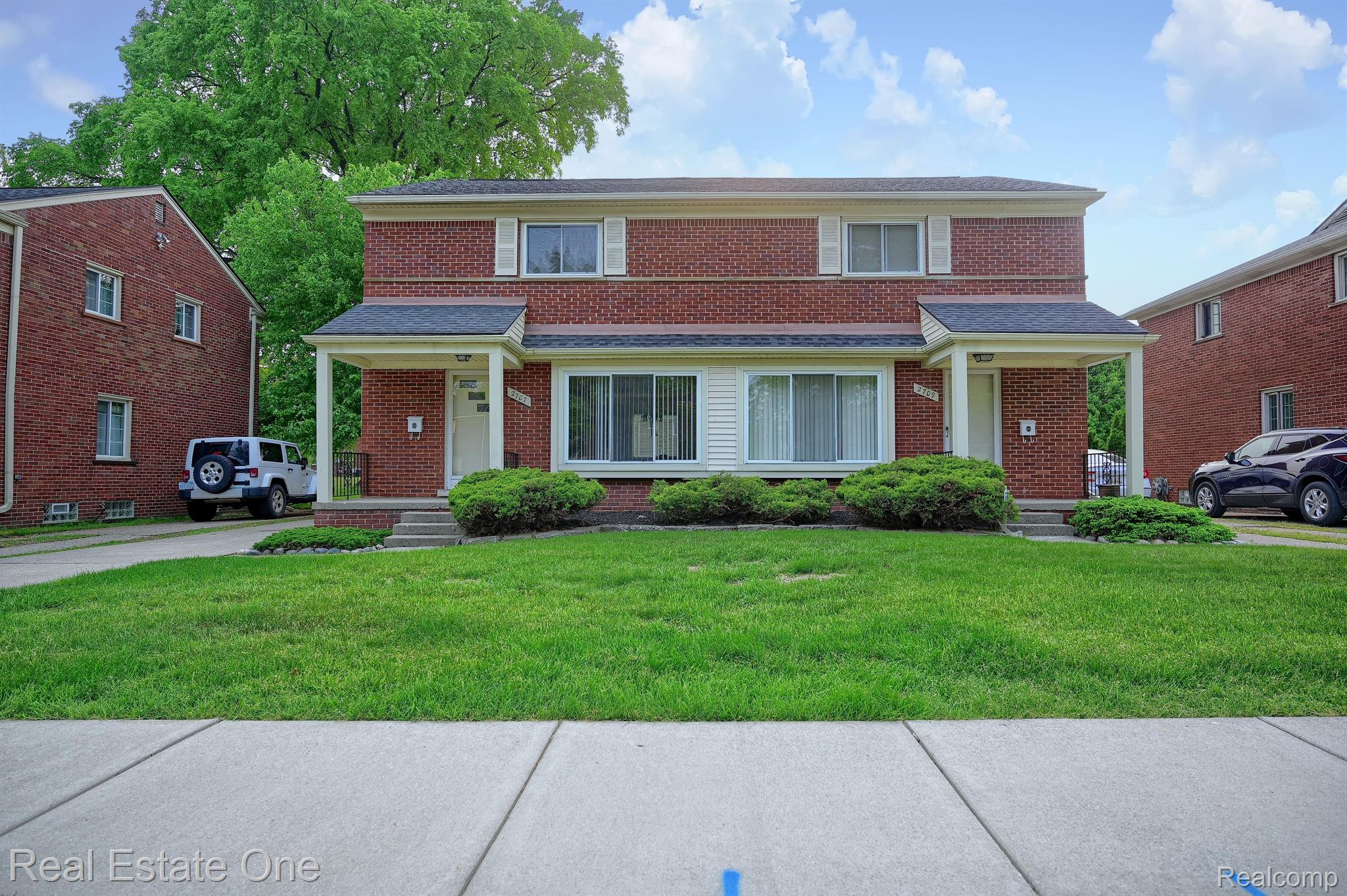 2707 OLIVER Road