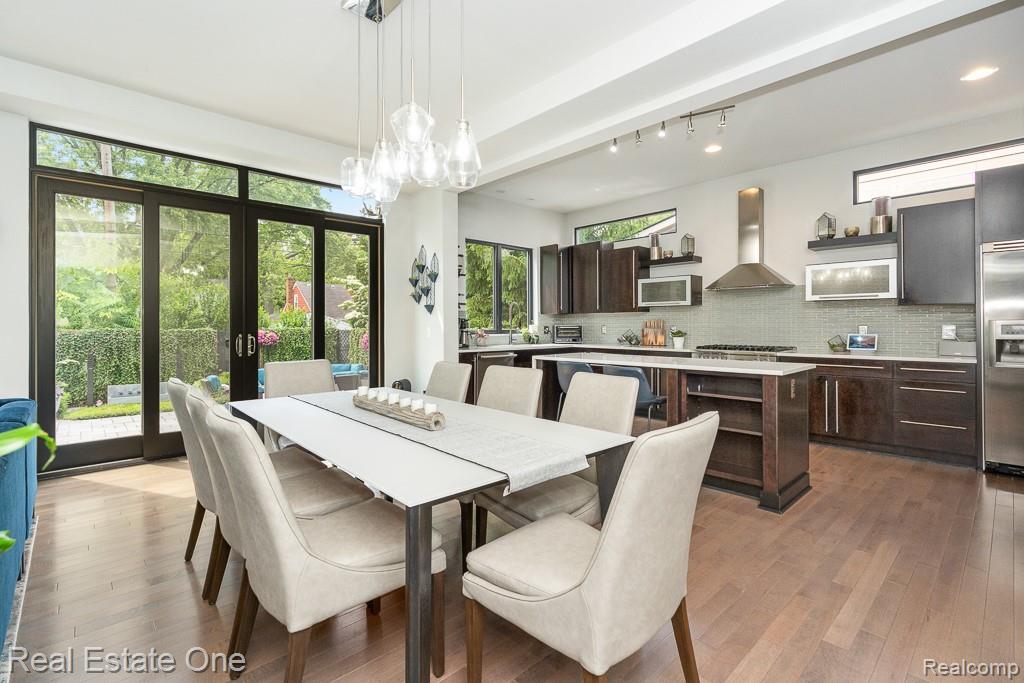 864 Cumberland Rdg Court