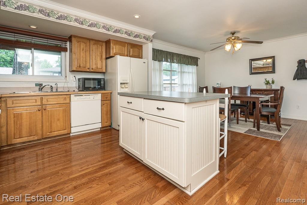 42514 Freeport Drive