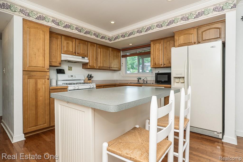 42514 Freeport Drive