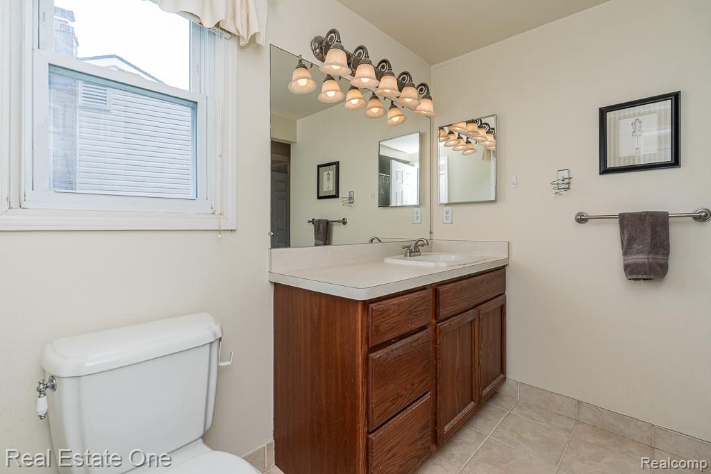 42514 Freeport Drive