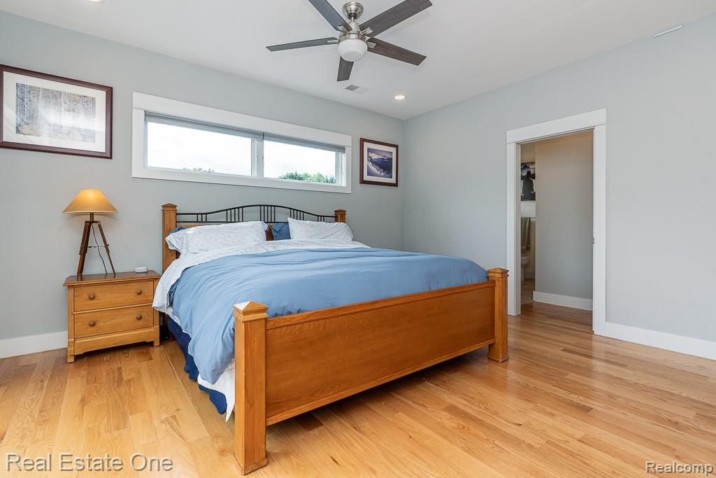426 W University Drive