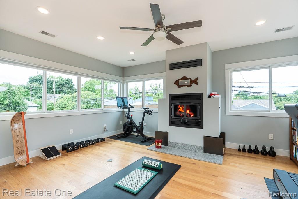 426 W University Drive