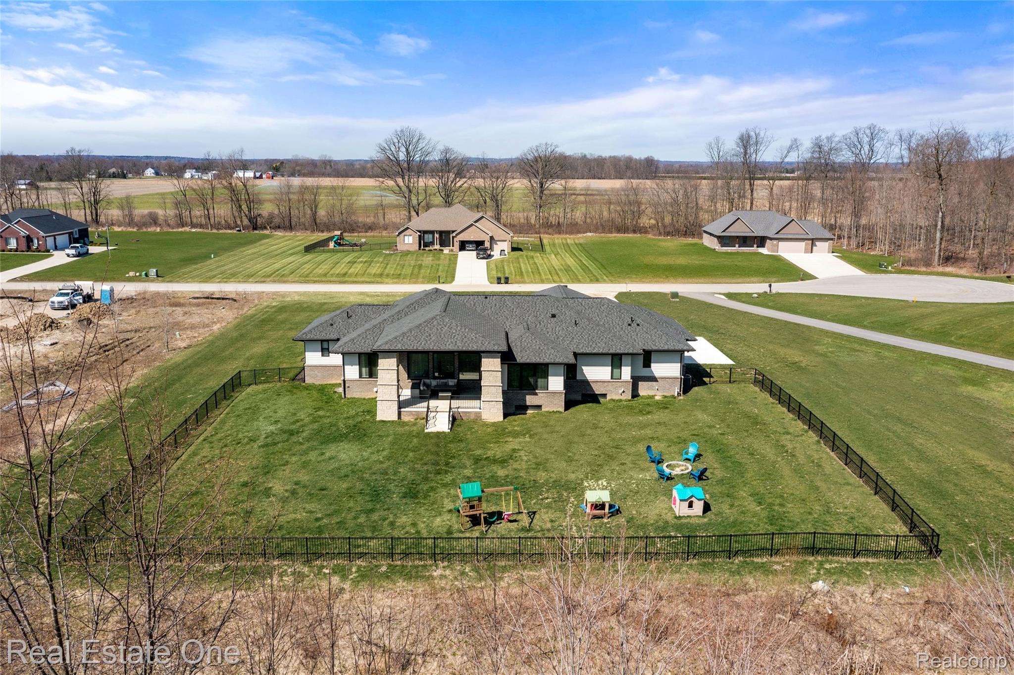 73404 Castle Court