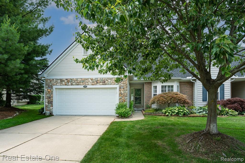 3529 Grove Lane