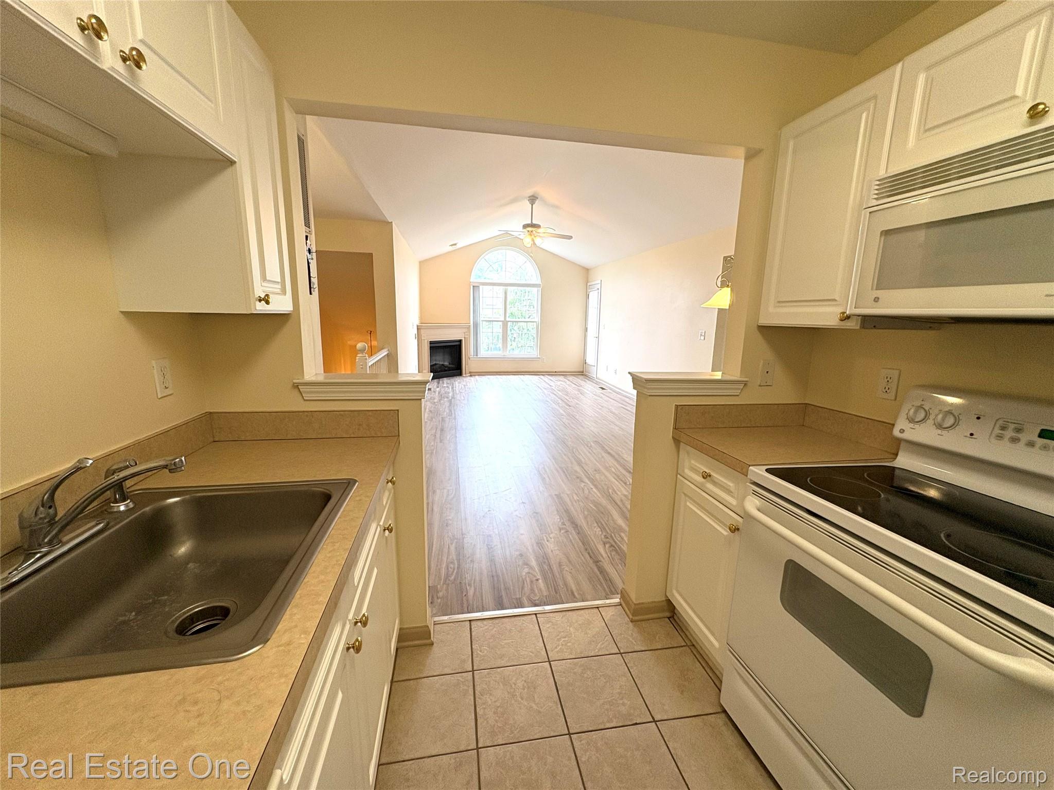 3606 Tremonte Circle S