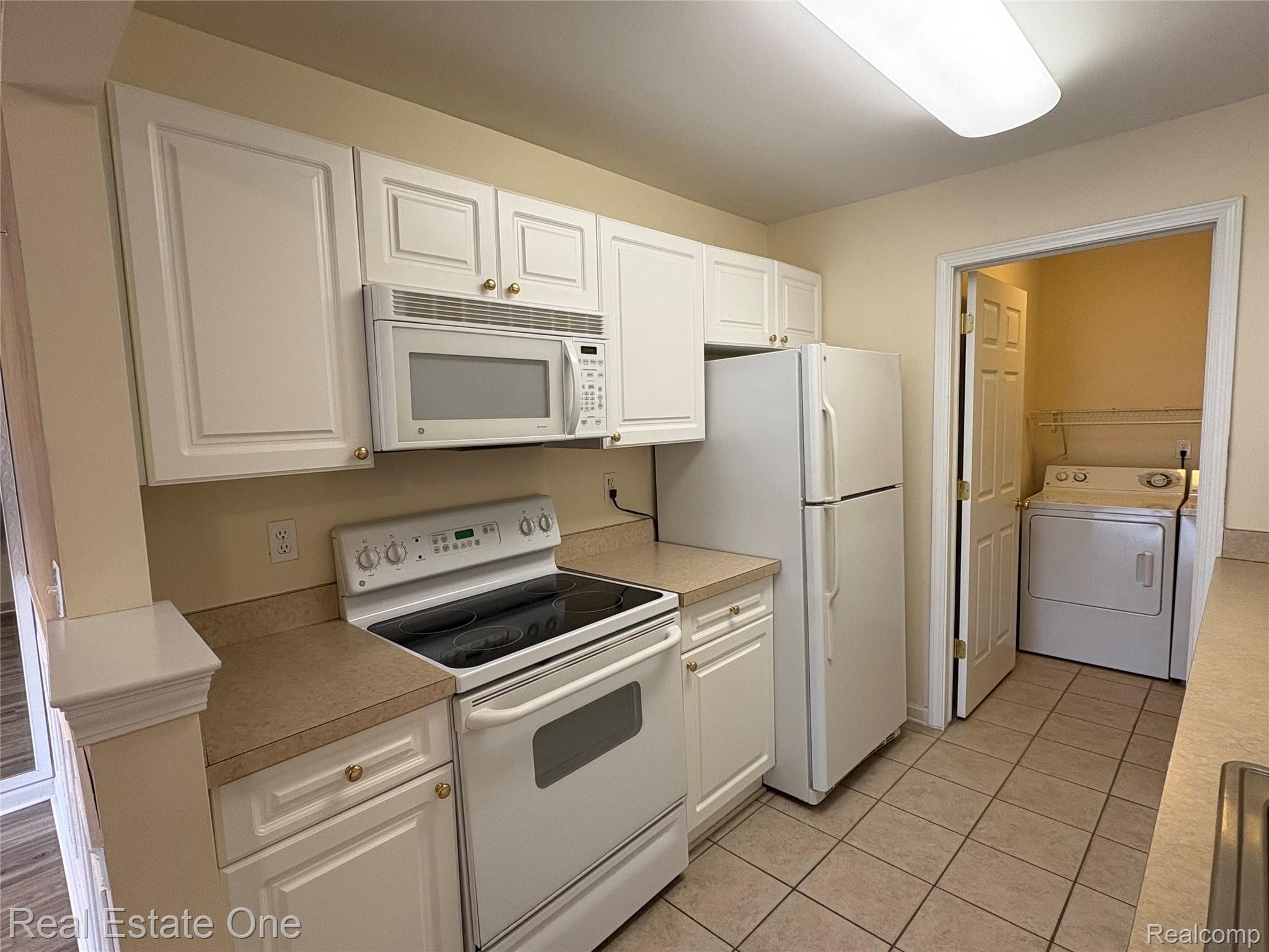 3606 Tremonte Circle S