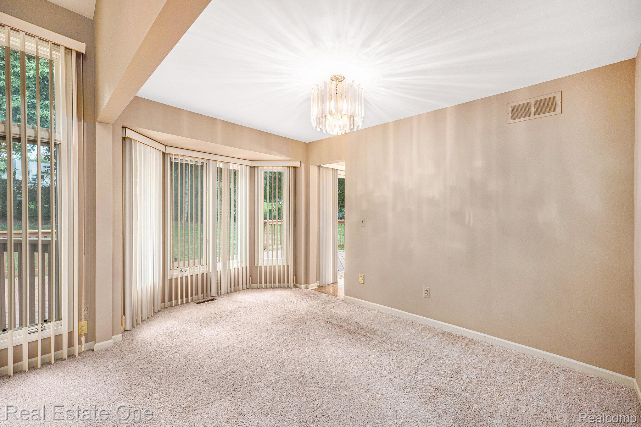 2184 Reagan Drive