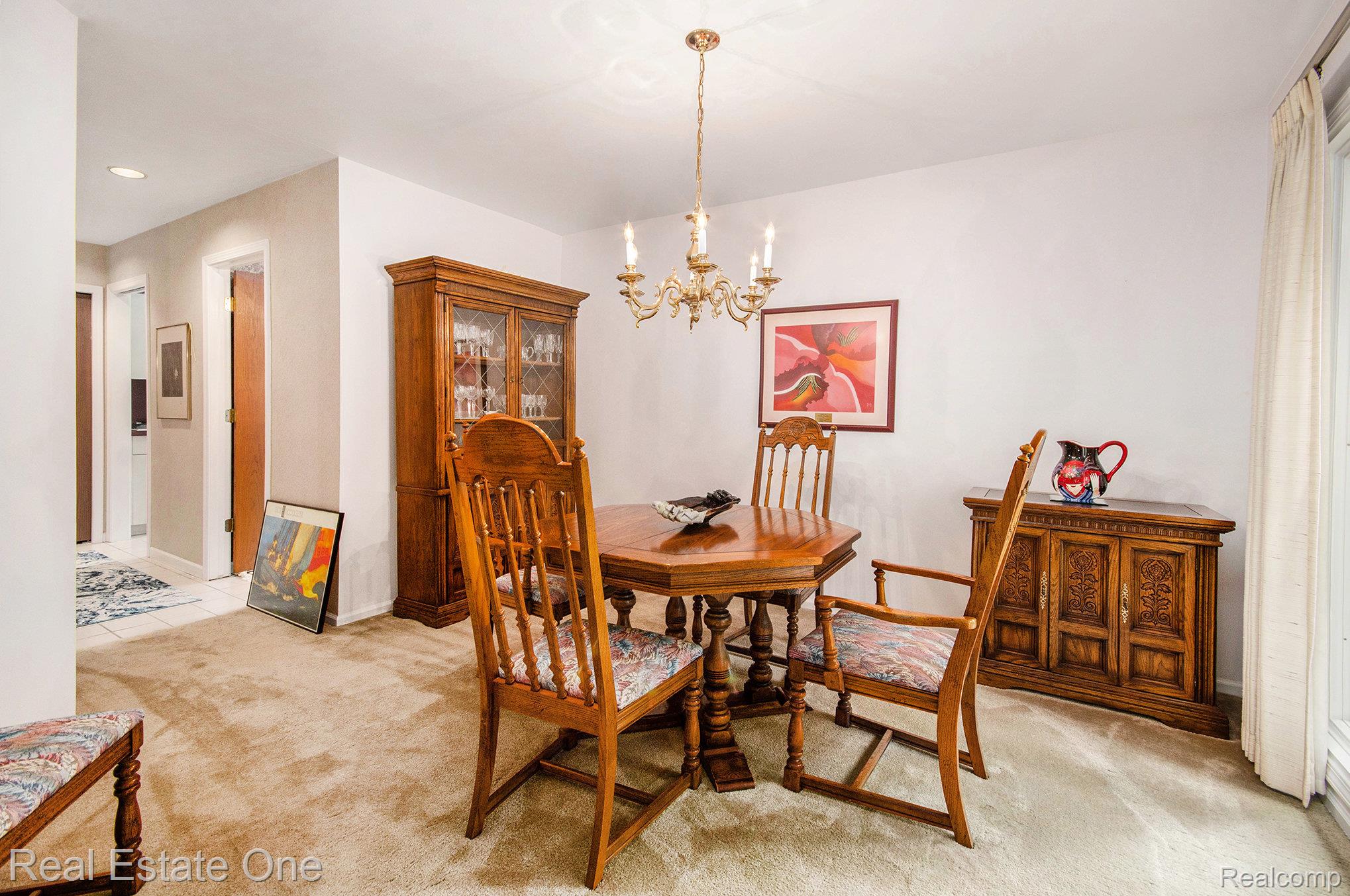 2752 Lenox Drive