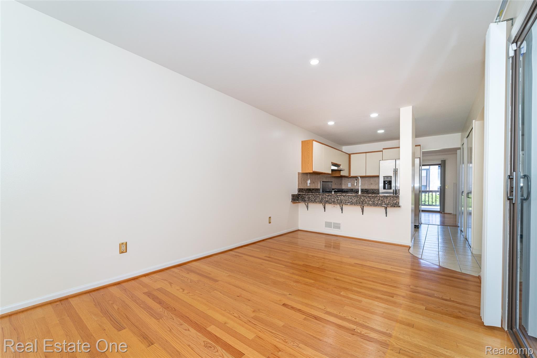 6250 Potomac Circle Unit: 27