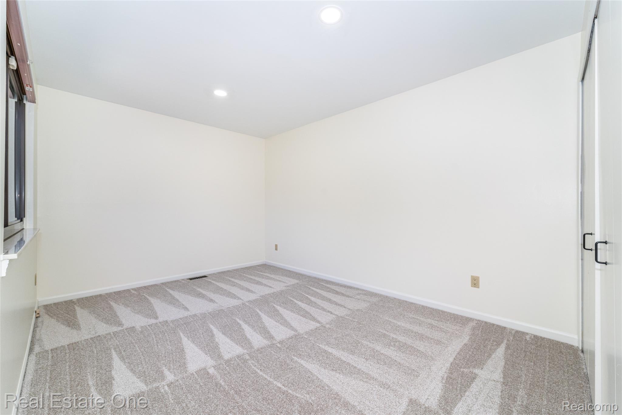 6250 Potomac Circle Unit: 27