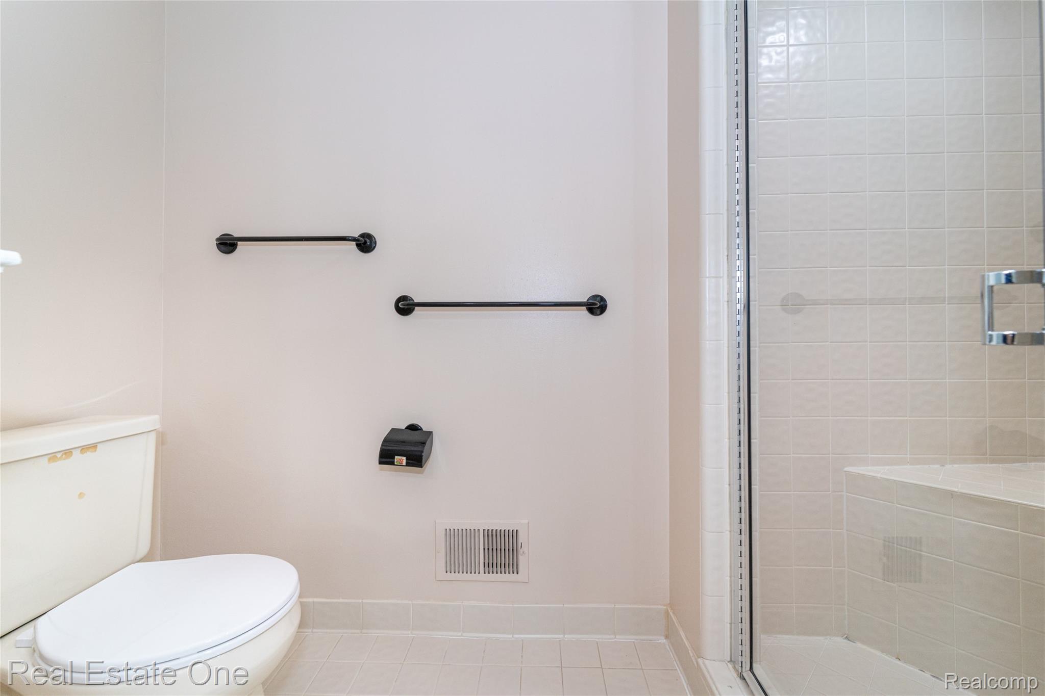 6250 Potomac Circle Unit: 27