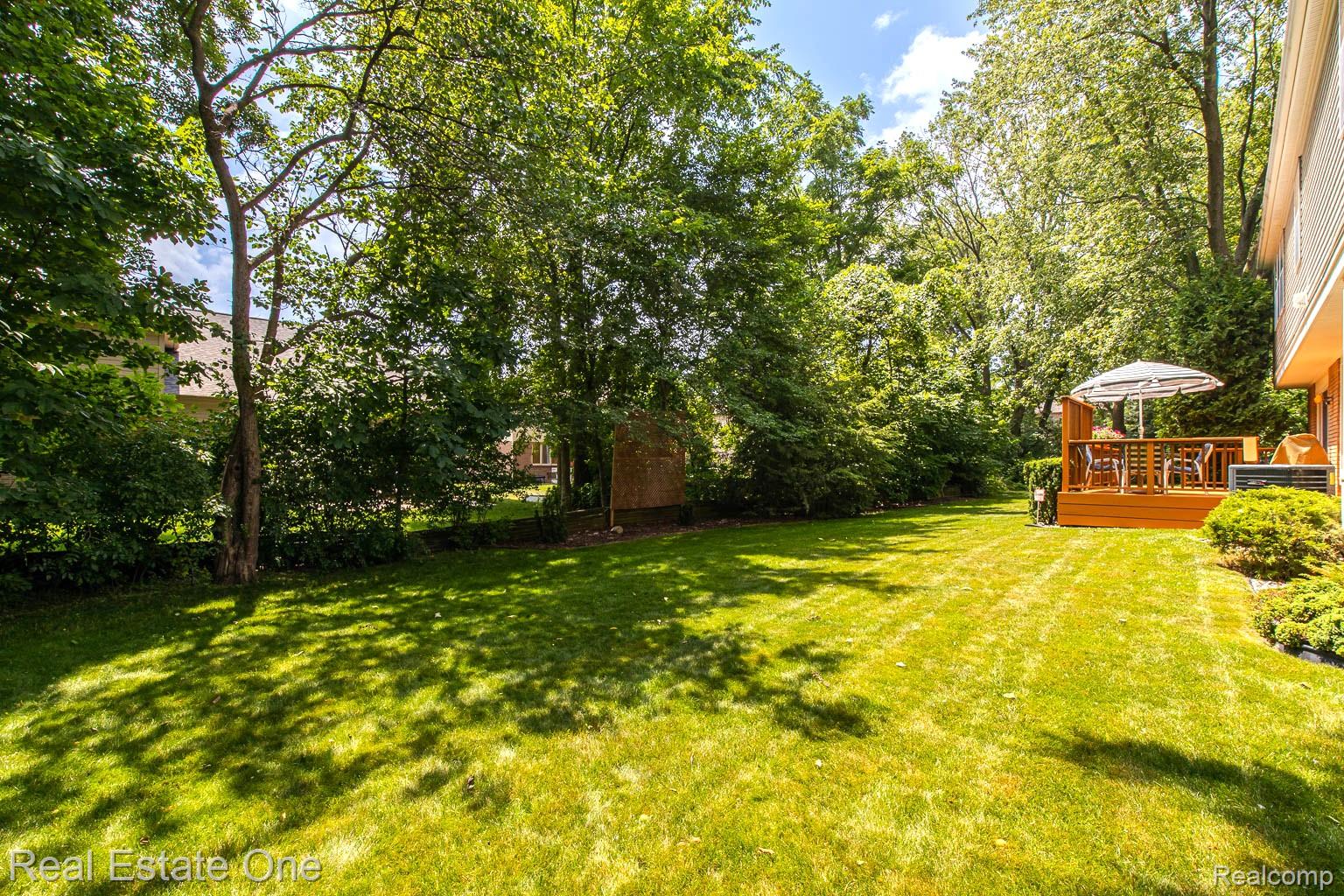 234 Grosvenor Drive