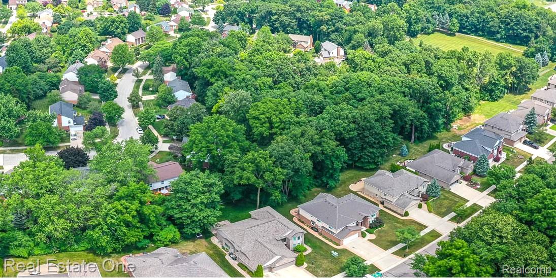 234 Grosvenor Drive