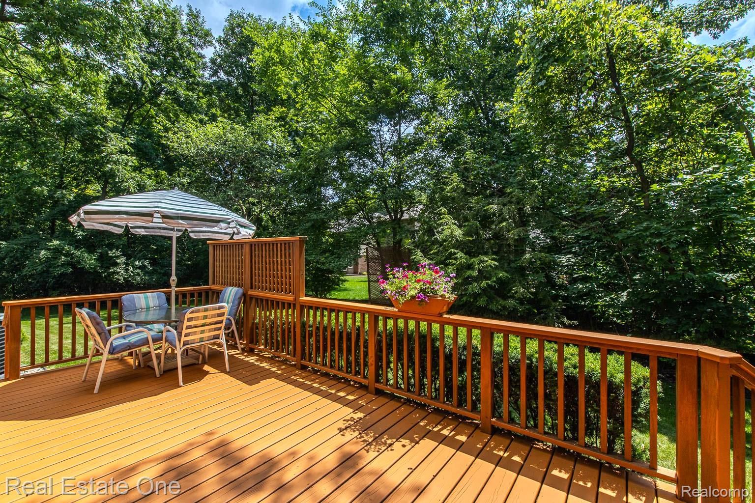 234 Grosvenor Drive