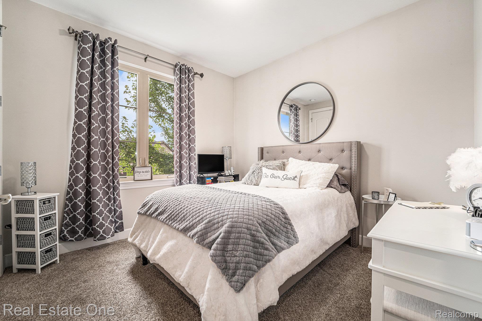 5524 WOODFALL Road