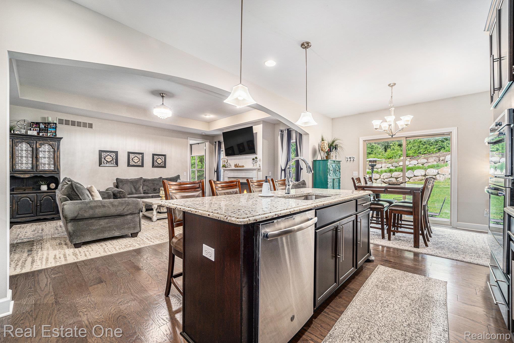 5524 WOODFALL Road