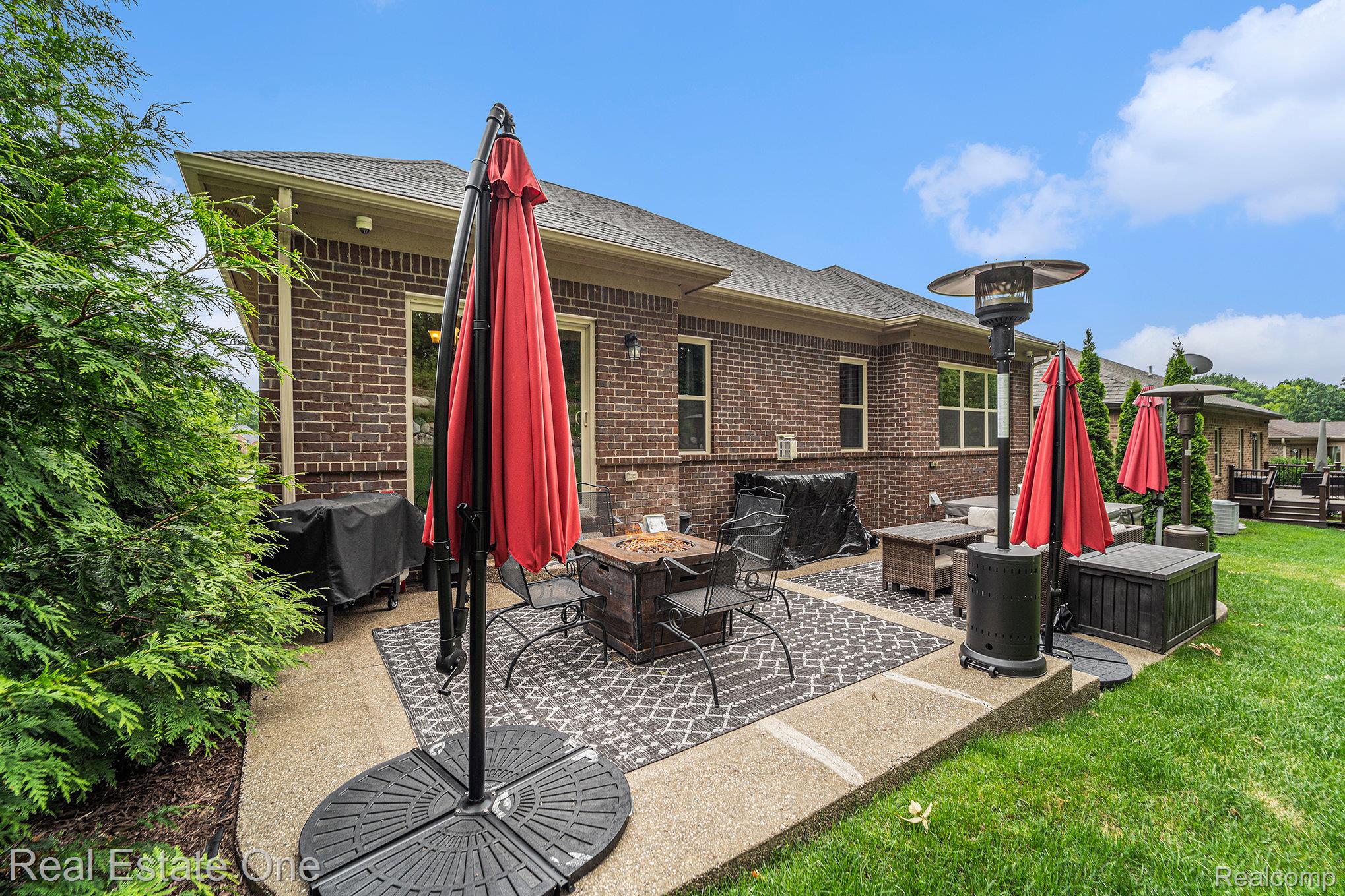 5524 WOODFALL Road