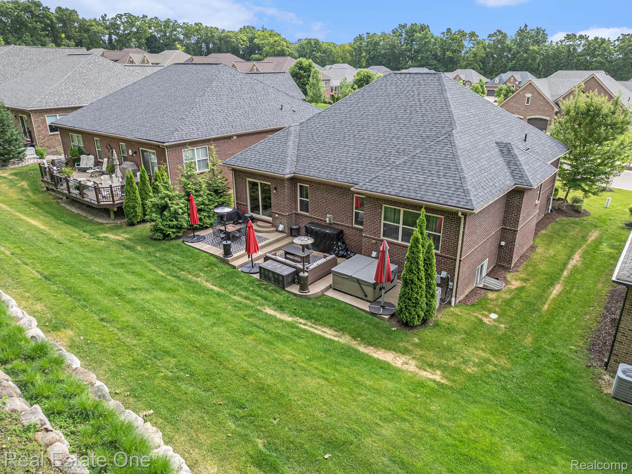 5524 WOODFALL Road