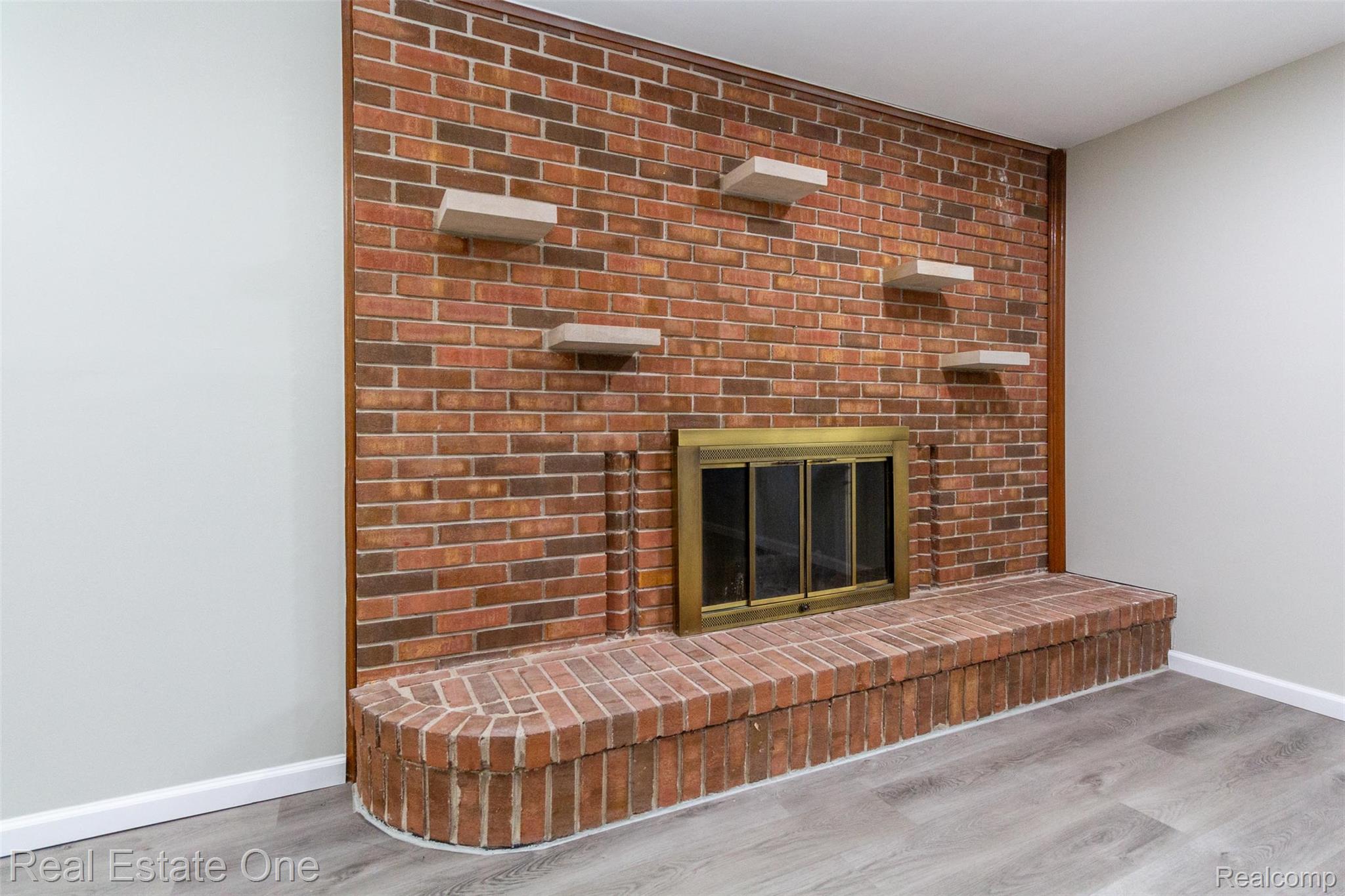 320 Antoinette Drive